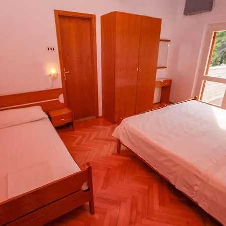 Pinus Guest house