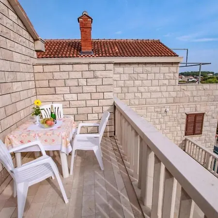 بيت ضيافة Pinus 3*