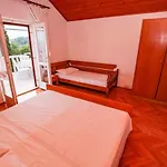 Pinus 3* Sumartin