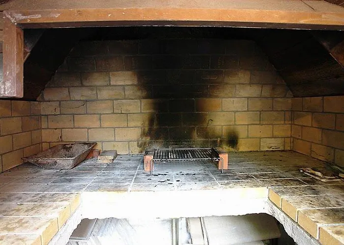 Pinus Πανσιόν 3*