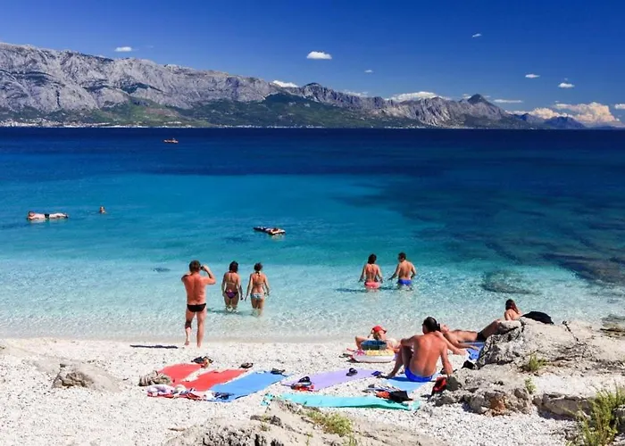 Πανσιόν Pinus Sumartin